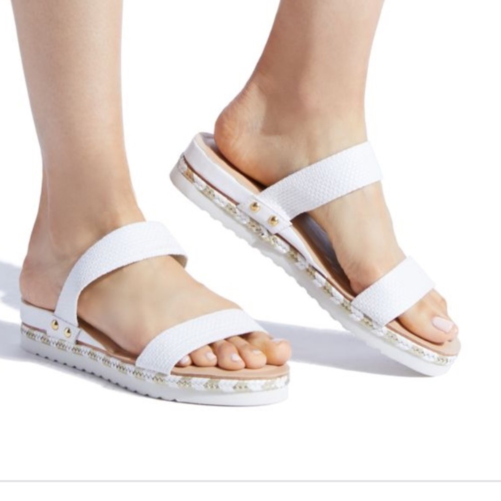 🎉HP🥳 Way Cute,Duffle Woven White Platform Sandal - Picture 4 of 8